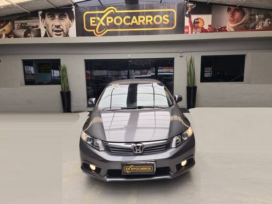 HONDA CIVIC 1.8 LXS 16V FLEX 4P AUTOMÁTICO